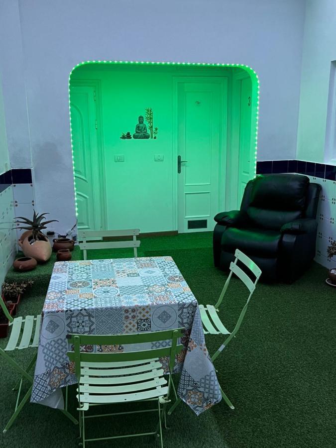 לינה וארוחת בוקר סנטה קרוז דה טנריף El Jardin De Iris מראה חיצוני תמונה